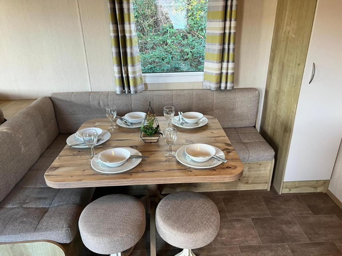 Blackpool Caravan In Haven Marton Mere Holiday Park מראה חיצוני תמונה